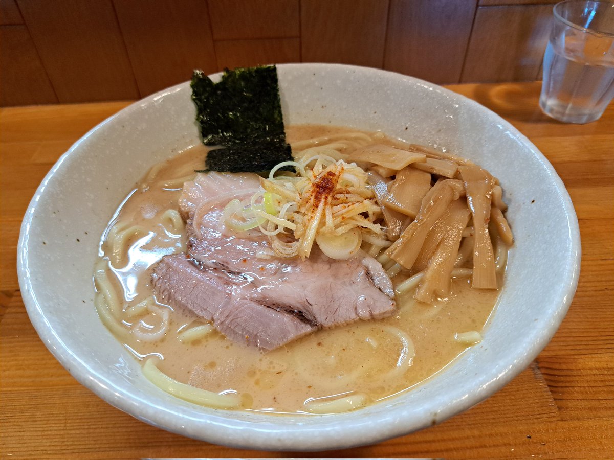 Ryugos1977's tweet photo. #6月を写真4枚で振り返る
おはようございます☀️
#ラーメン好きな人と繋がりたい
暑くなってきたので、つけ麺が増えますね🍜

#立川製麺所翠空
合盛りつけ蕎麦　大盛500g
#麺屋永太
塩ラーメン中盛
#狼煙本店
限定濃厚煮干つけ麺中盛
#しおらーめん進化2nd
塩つけ麺大盛 https://t.co/jGCSwiJh8V