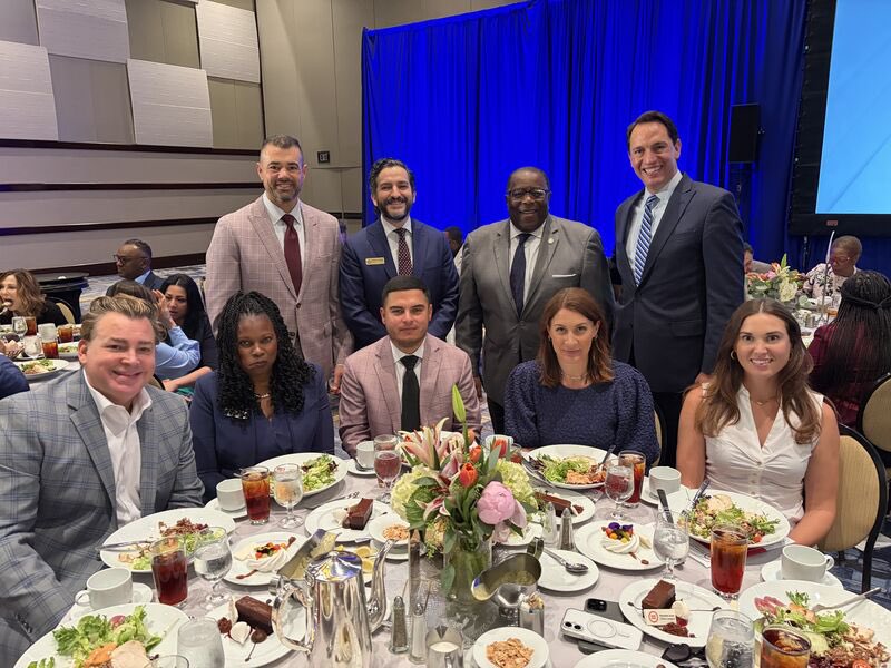 AWObregon's tweet photo. Last week, I welcomed attendees and recognized our sponsors on behalf of the Houston Area Urban League Board at the Advancing Opportunity Luncheon. “Mobility in Motion” sparked a great conversation on economic mobility and the partnerships needed to strengthen Houston. https://t.co/WFjrkK7xYb