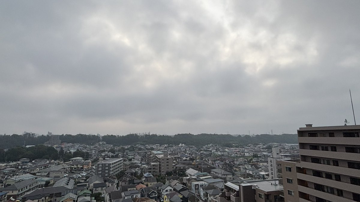 RoiNw6JouhXnyNT's tweet photo. 《  おはよう相模原  》

#文月
七夕月,女郎花月とも

#国民安全の日⛑
1960年,閣議で制定,全国安全週間の初日

#こころの日
1998年,日本精神科看護技術協会が制定

#祇園祭
京都八坂神社の祭礼で千年以上の歴史が,31日迄

🐔今日も曇天の朝です

天気予報🌩️

🌡気温21~28℃

2026年7月1日AM 4：30 https://t.co/DCYaEmHMsC