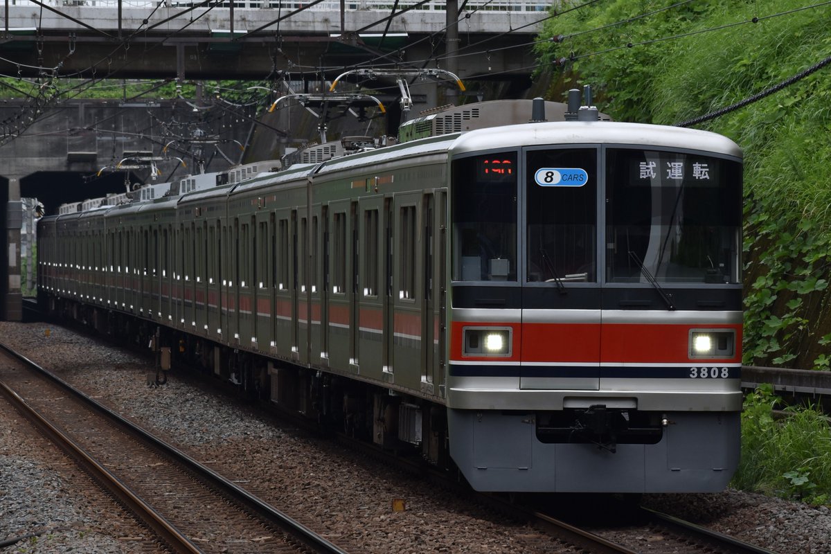 Tokyu_TY_17's tweet photo. 6/30
東急3108F 恩田出場試運転
東急1503F 恩田入場回送 https://t.co/e16VJS9MaS