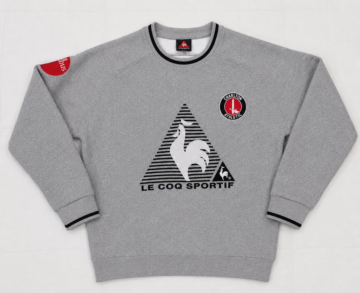 Redrobinsretro1's tweet photo. ❗️AVAILABLE NOW ❗️

Charlton X Le Coq Sweatshirt🔥 

Click here to order - https://t.co/uD6Buisjyp

We are still doing the competition  🥳 

To win:
 1️⃣ Follow us 2️⃣ Comment your size 3️⃣ Like &amp; RT this post

📅 Winner of comp announced when sale ends 

#CAFC https://t.co/WifuBzavrg