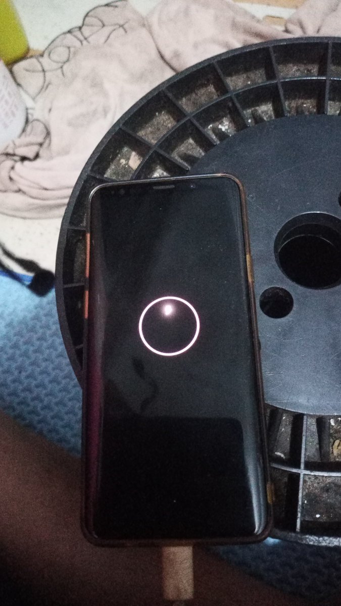 axsouls's tweet photo. @pp_privatejet Stake username wanglin04 
Bless me and wish me luck for my broke phone 
#STAKE
#PPTHEGOAT insane https://t.co/MDSr7oJm3K