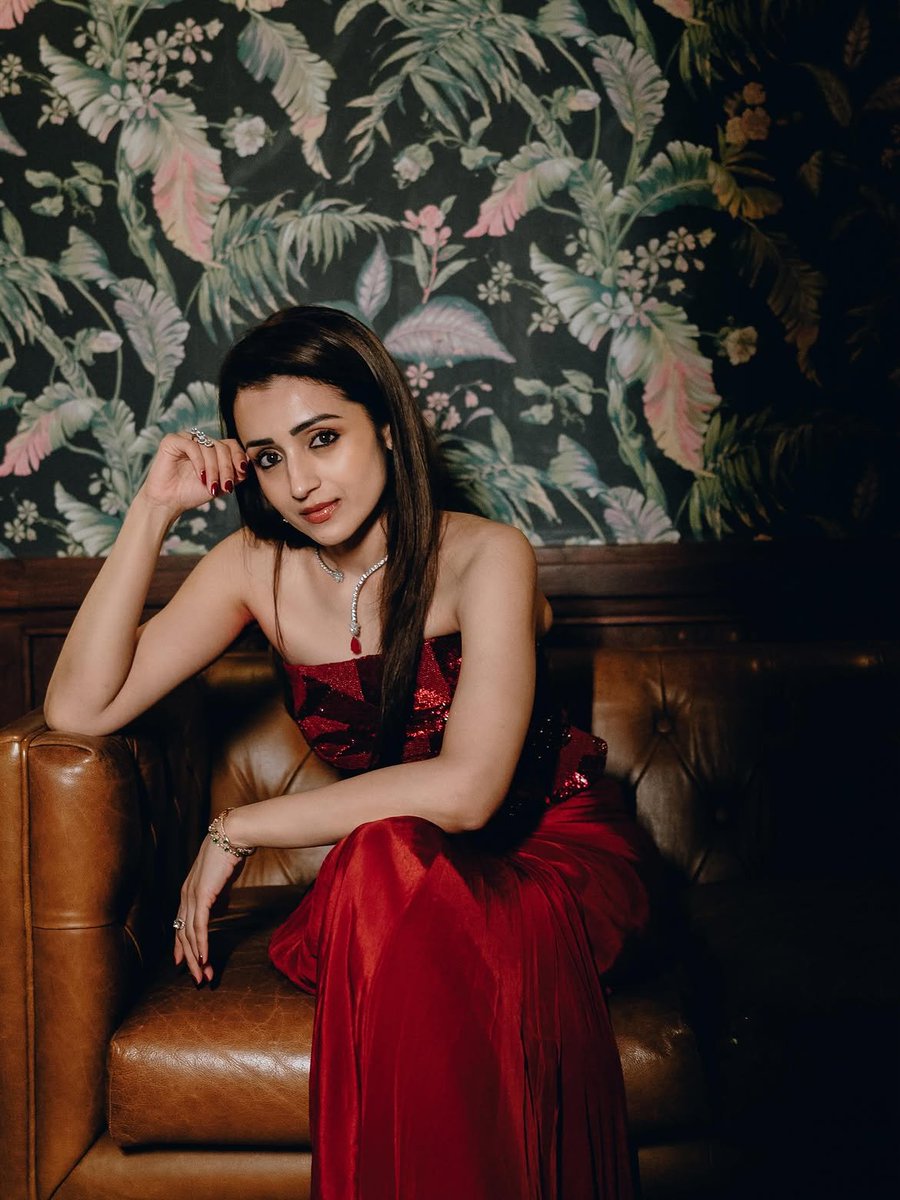 Jitendra_9012's tweet photo. @trishtrashers ✨️

#Trisha #Trishakrishnan https://t.co/18lHDB98CB