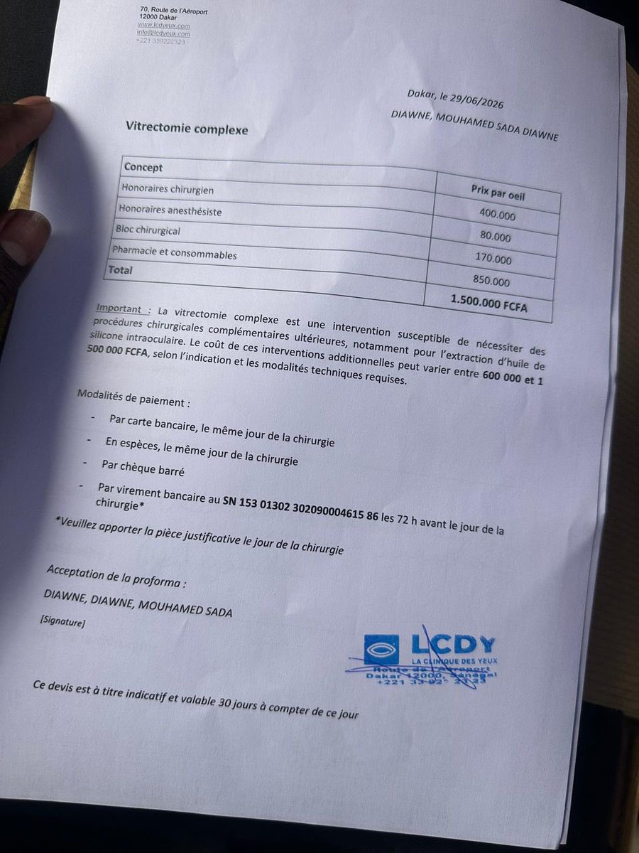haadijaMouhamed's tweet photo. 🚨 APPEL À LA SOLIDARITÉ 🚨

PARTAGEZ SVP 🙏🏽

«Aujourd’hui, je fais appel à votre générosité du fond du cœur pour mon frère, âgé de 25 ans.

Il est atteint d’un grave problème de vision, et les médecins ont confirmé qu’il doit subir une vitrectomie complexe des deux yeux pour espérer préserver sa vue. Le coût de cette intervention s’élève à 1 500 000 FCFA, une somme que notre famille ne peut malheureusement pas réunir seule.

Dans cette épreuve, chaque geste compte. Quel que soit le montant, votre don peut faire une réelle différence et nous rapprocher de cette opération vitale. Et si vous ne pouvez pas contribuer financièrement, un simple partage de ce message serait déjà une aide précieuse pour toucher d’autres personnes sensibles à notre situation.

💙 Faire un don via Kopar Express :
📱 77 490 12 86

Nous nous engageons à publier les justificatifs médicaux et à garantir une totale transparence sur l’utilisation des fonds collectés.

Merci du fond du cœur à toutes celles et ceux qui nous soutiendront, par un don, un partage ou une prière. Que Dieu vous bénisse abondamment et vous rende au centuple votre solidarité. 🤲🏾❤️»

https://t.co/eO7r0vLntm…