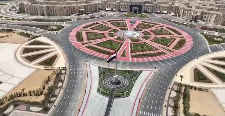 yehia5yehia's tweet photo. يفتتح الرئيس عبد الفتاح السيسي القائد الأعلى للقوات المسلحة مقر قيادة الدولة الأسترايجية(الأوكتاجون) يوم الأحد القادم بحضور عدد من رؤساء الدول ووزراء الدفاع. https://t.co/EmhxNIoW36
