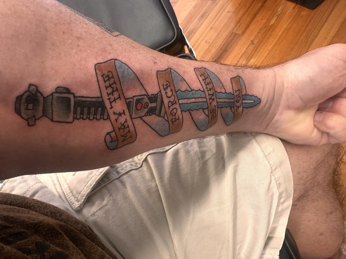 SGowden's tweet photo. @starwars Fully committed to the Jedi Order.  #starwarstattoo  #lightsabertattoo https://t.co/5aqS9eqrWD