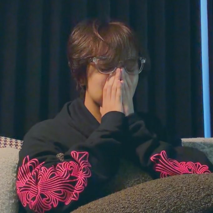 sunhaefs's tweet photo. july... please be nice to me, haechan, and all my fellow haefs 🥹🙏🏻 https://t.co/UJcrfvETBG