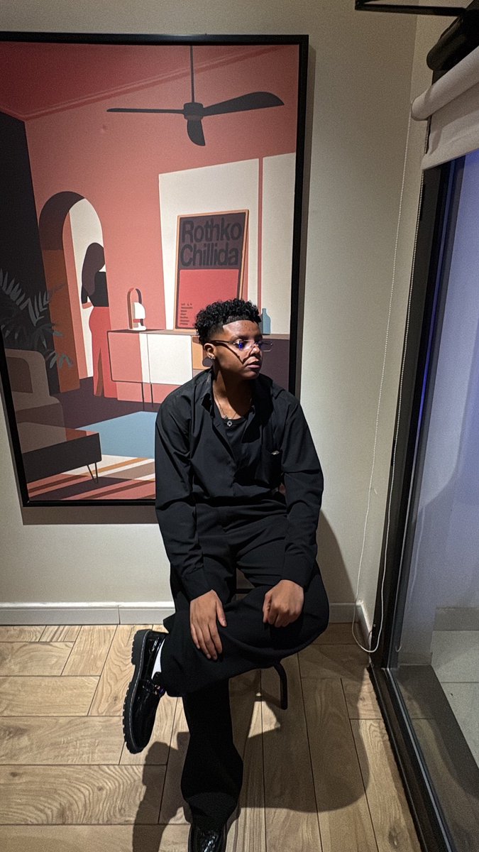 roobiali2's tweet photo. 🖤🤎 https://t.co/rdttVBgbhZ