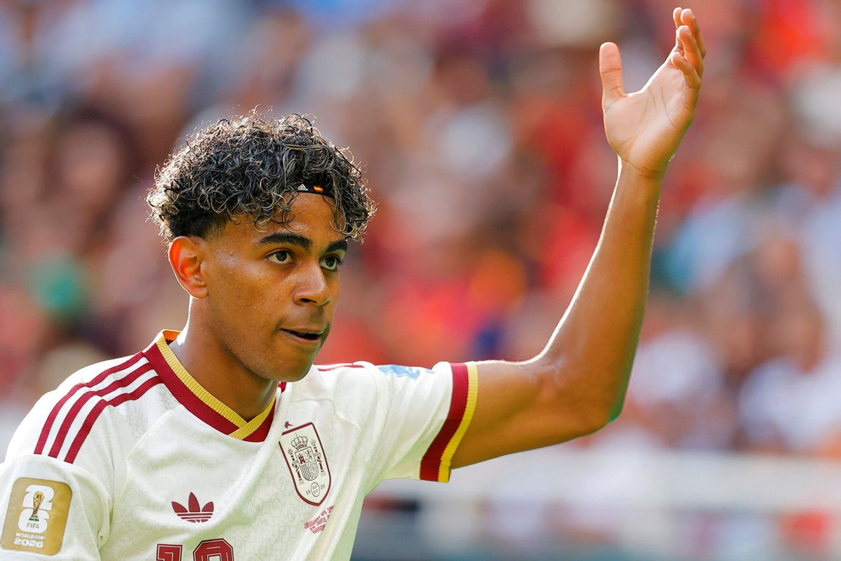 FabrizioRomano's tweet photo. 🔋🇪🇸 Lamine Yamal: “I am feeling at 80%, 90% fitness right now”.

“I can play 90 minutes vs Austria”, told @partidazocope. https://t.co/Y1324gjrBL