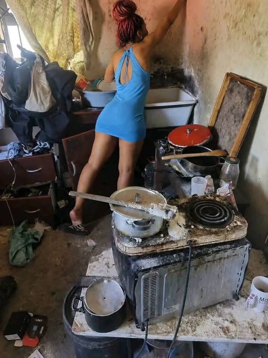 AfricanHub_'s tweet photo. "A man will live like this and still invite someone’s daughter over with full confidence" ~ Woman claims https://t.co/He0lzG1t37