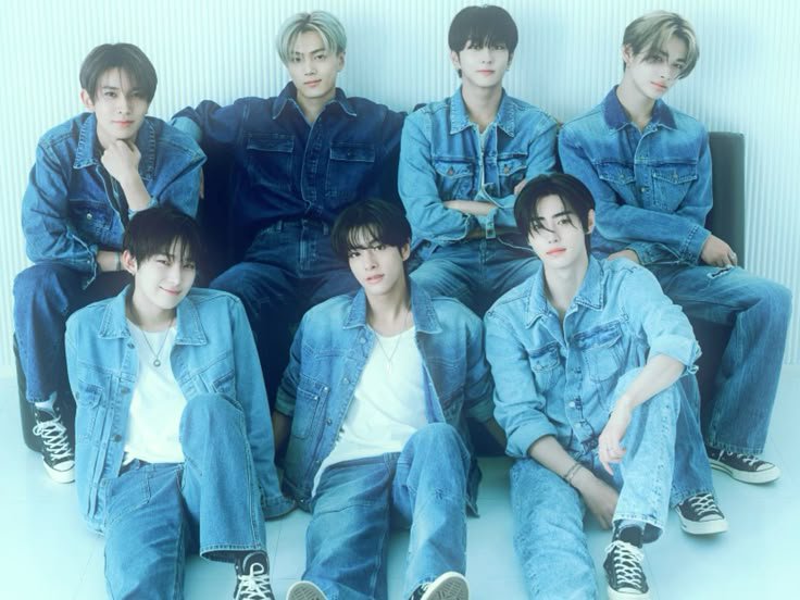 heeluvsramen7's tweet photo. Okii guys signing out for tonight 

Goodnight 🌟

#OurPrideJungwon
#BELIFT_stand_for_Jungwon https://t.co/mY914L9zGv