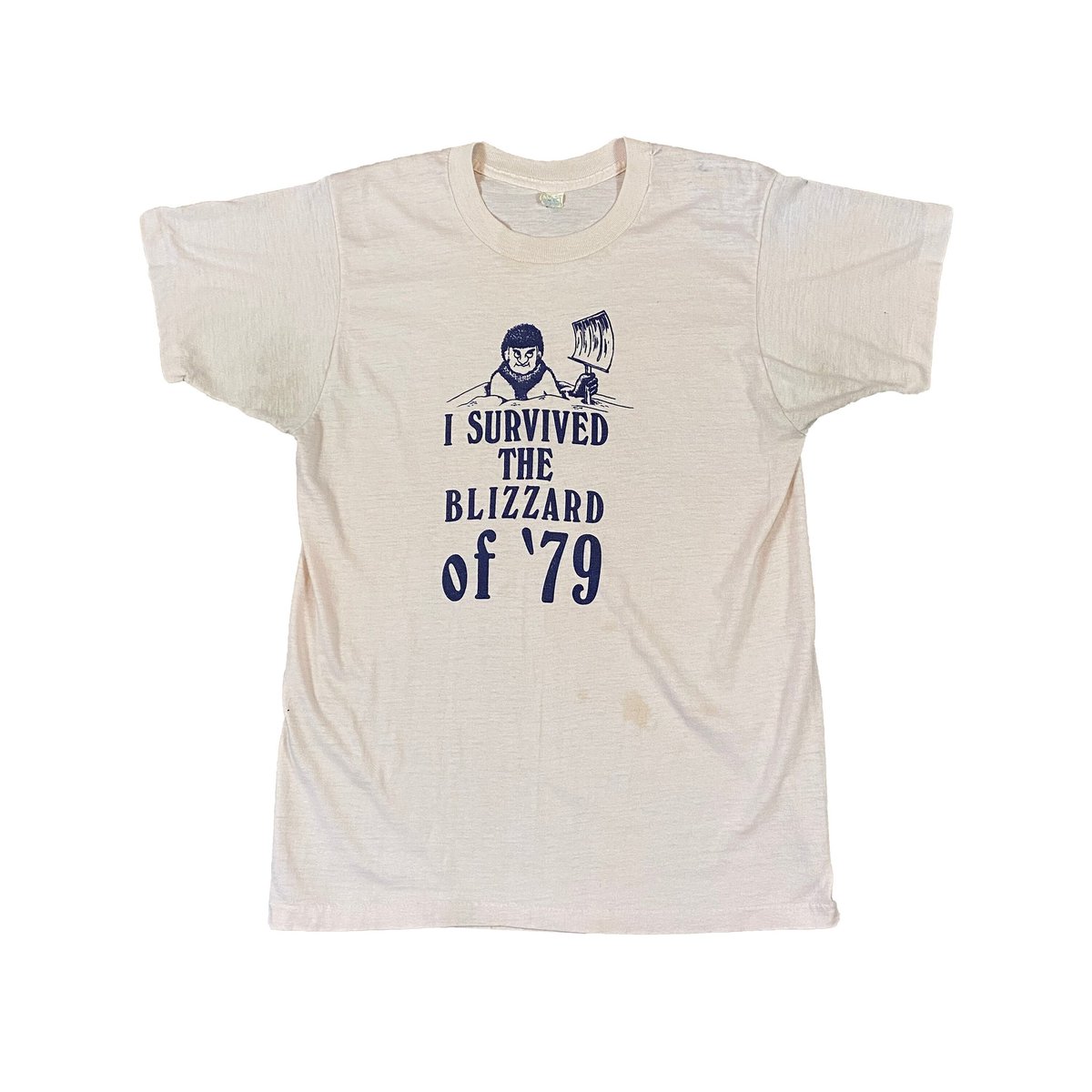 famousblade's tweet photo. @KATUNews Yeah. Well I'm from Chicago and I survived the blizzard of '79. Here's the tee shirt. https://t.co/pYtVjrS8JU
