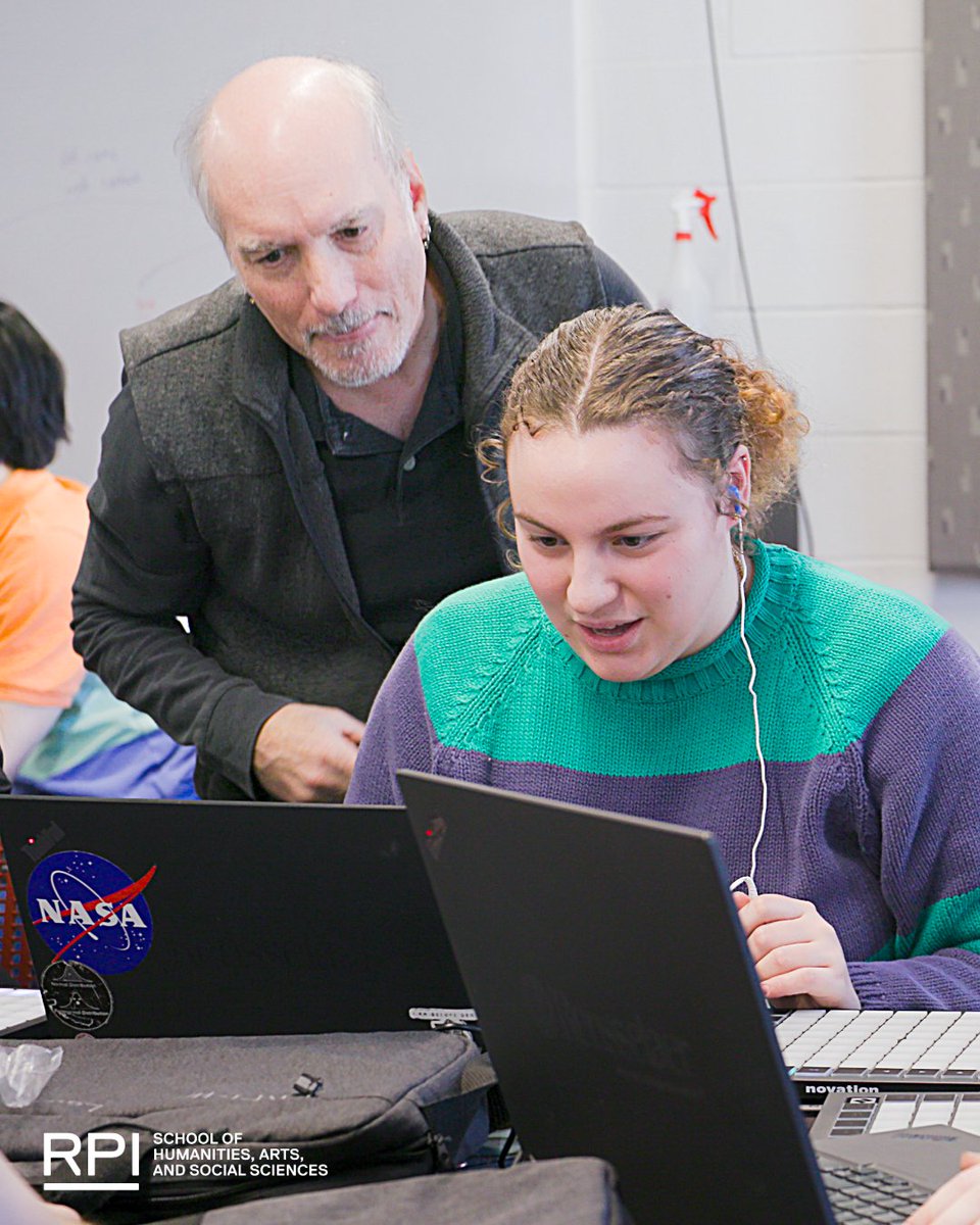RPI_HASS's tweet photo. At RPI, your next instrument might just be your laptop. 🎶 #ElectronicMusic #MusicTechnology #MusicProduction #SoundDesign #DigitalMusic #MusicComposition #CreativeTechnology #ComputerMusic #FutureCreators #RPI #Rensselaer #STEMtoSTEAM https://t.co/hwwFFcwkPn