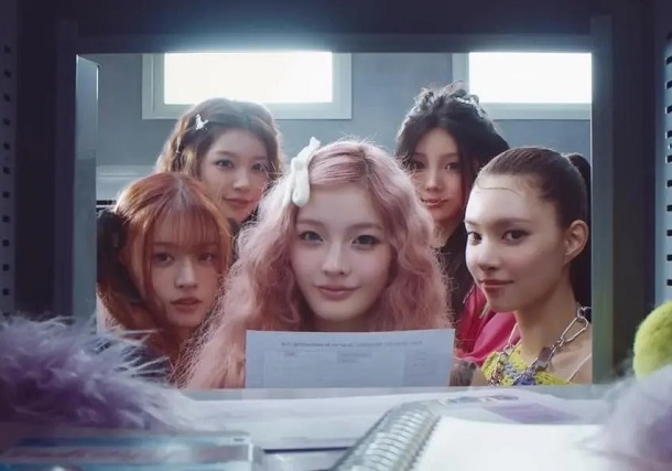 엘릿 (It's Me) 🤟 tweet media