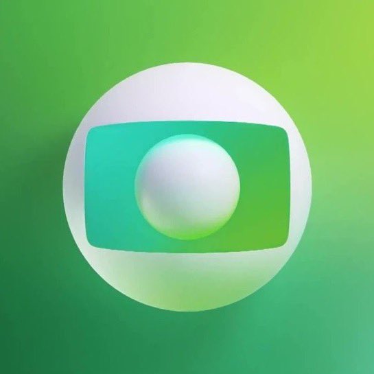 poponze's tweet photo. Casimiro, apresentador da CazéTV, debocha da Globo após emissora preferir passar filme do que a Copa do Mundo:

“Hoje é ‘Medo Profundo’. Largou né, Globo? Hoje tu largou a audiência. Pô, deixa eu falar uma parada. Hoje tu quer os 12 milhões da CazéTV? […] Podia ter lançado um ‘Vingadores’, mano. Pô, tu tem Holanda e Marrocos. E tu bota pra disputar esse jogo p*ca tubarão albino cego, mano? Porr*.”