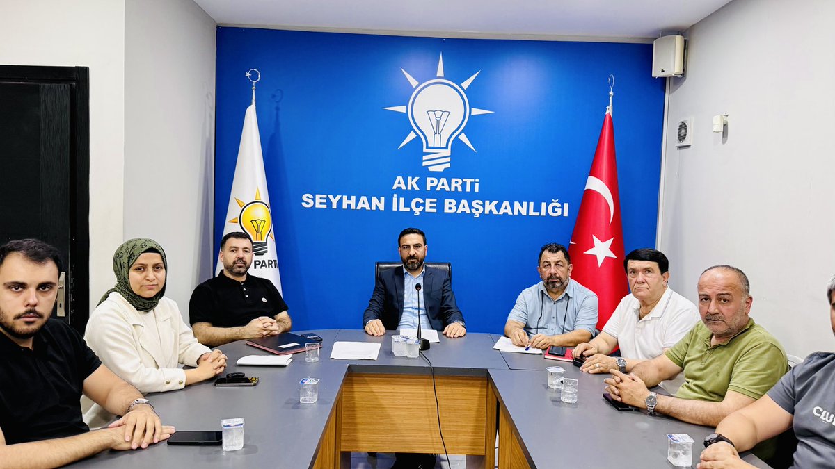 ibrahimgokcedg's tweet photo. 📍 AK Parti Seyhan İlçe Başkanlığı

Haftalık Olağan İlçe Yönetim Kurulu Toplantımızı, İlçe Başkanlığımızda yönetim kurulu üyelerimizin katılımıyla gerçekleştirdik.

Toplantımızda teşkilat çalışmalarımızı değerlendirerek, ilçemizde yürüttüğümüz faaliyetler, saha çalışmalarımız ve önümüzdeki dönem hedeflerimiz üzerine istişarelerde bulunduk.

Birlik, beraberlik ve dava şuuru içerisinde; Cumhurbaşkanımız ve Genel Başkanımız Sayın Recep Tayyip Erdoğan’ın liderliğinde, milletimize hizmet yolunda çalışmalarımızı kararlılıkla sürdürmeye devam ediyoruz. 

#AKParti #AKPartiSeyhan #BirlikBeraberlik #Teşkilat

@omerrcelik @abuyukgumus @yahyacelik_ @ozmehmetemin  @KaramikSunay  @abdullahdogru01 @farukaytek