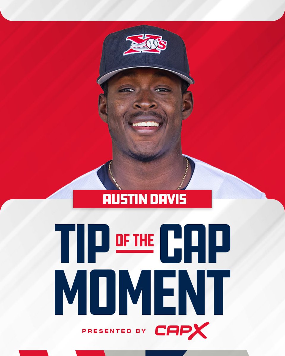 AA_Baseball's tweet photo. Highway robbery in shallow center field 😲

@SiouxCityXs' Austin Davis is this week's CapX Tip of the Cap Moment winner! https://t.co/rFCrqwu4T0