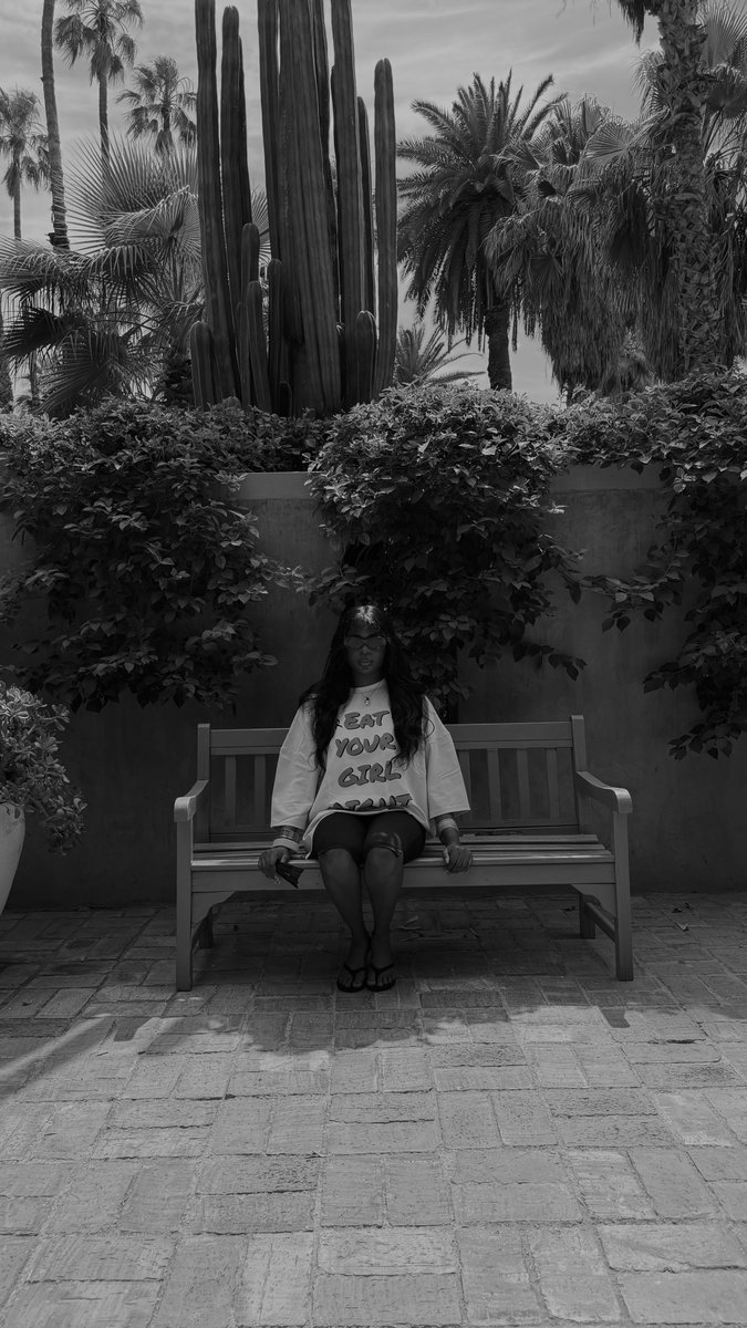 Elion_symone's tweet photo. ⚠️ What the shirt says ⚠️ https://t.co/0nkZPvceTF