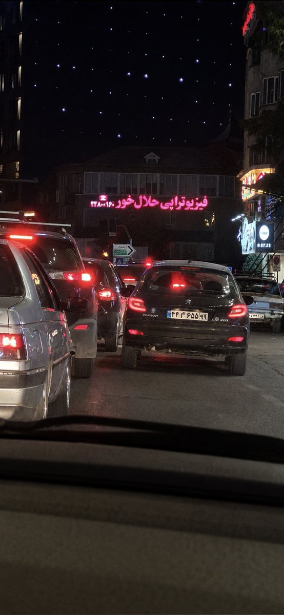 Amir20j's tweet photo. بنازم نون حلال😂✅️ https://t.co/EBT3AzkF6h