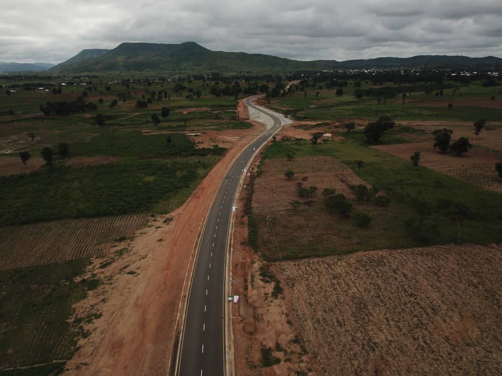 cpsfcta's tweet photo. PRESIDENT TINUBU COMMISSIONS 13 KM RURAL ROAD  IN KWALI

...Reaffirms commitment to bridging development gaps between rural communities and urban centres https://t.co/Wge34yHopv