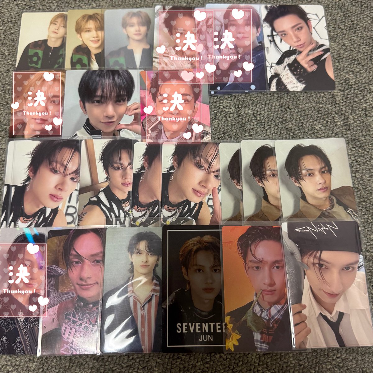 reonyami_'s tweet photo. SEVENTEEN セブチ 過去トレカ 買取

【譲】画像のもの
【求】￥100/枚
※キーホルダー類 ￥300

ご希望のもの印つけてリプお願いします🩵 https://t.co/qr975zCfwK
