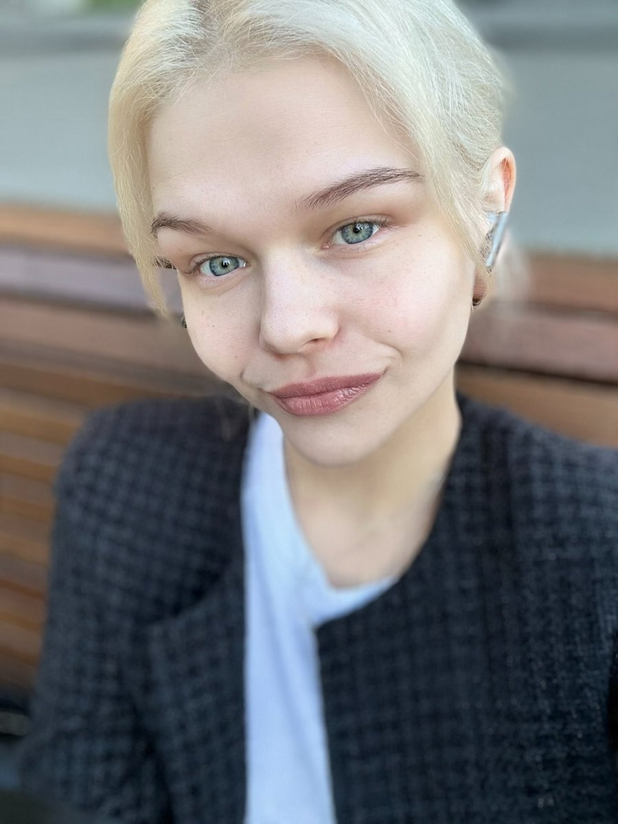 Dashulyaa1's tweet photo. I'm fine 🥰 
I still think my eyes have become lighter. Gray-blue with green around the pupil. 🤩 
My name, translated from Old Slavonic, means "God's Gift," bestowed by God 🎁💝 

A true gift in someone's life. ✨
But whose? I don't know myself. https://t.co/OhTW4pB4Jf