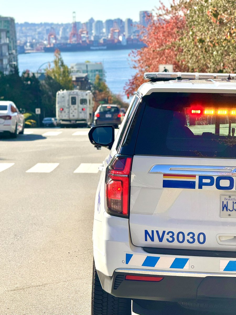 nvanrcmp's tweet photo. Traffic Alert: Police are on scene at 3rd Street and Mahon Avenue responding to a collision involving a @TransLink bus. The public is asked to avoid the area while officers conduct their investigation. Road closures are in place, and there is no estimated time for the roads to reopen.