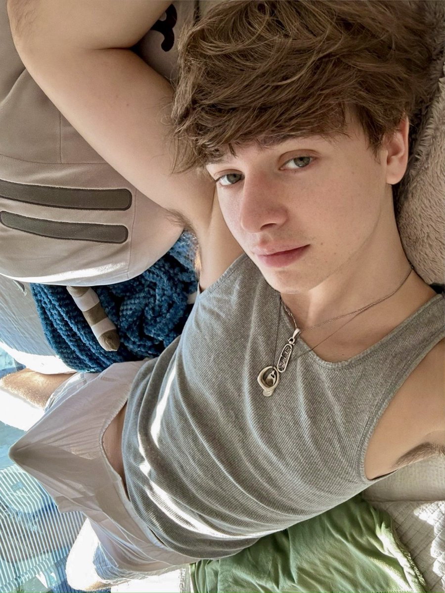 PatrickRos99's tweet photo. @contatto19 @AndreDedelegay3 @bs29697 @kirkura17 @Back2Daniel @tjskyloft7953 @Joost19052476 @Just_JamesB20 @MozosGay @STOneThilo @RidgestonIon @TheRealSebii @tommy111972 @TopModels4U2 @Bailey_boi23 @FrenzWes @BobTheBuil68690 @kaliforniajumpy @Greek_Gay_Boy @turkgays @1PacoFL https://t.co/EW1ZhhQ2bB