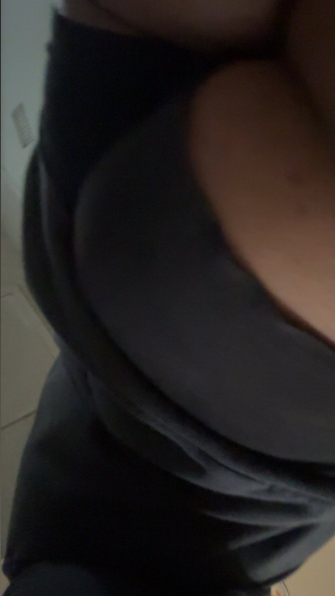 Lenaaaa420x's tweet photo. good morning <3 #nsfwtwt https://t.co/Dl2m3giIDV