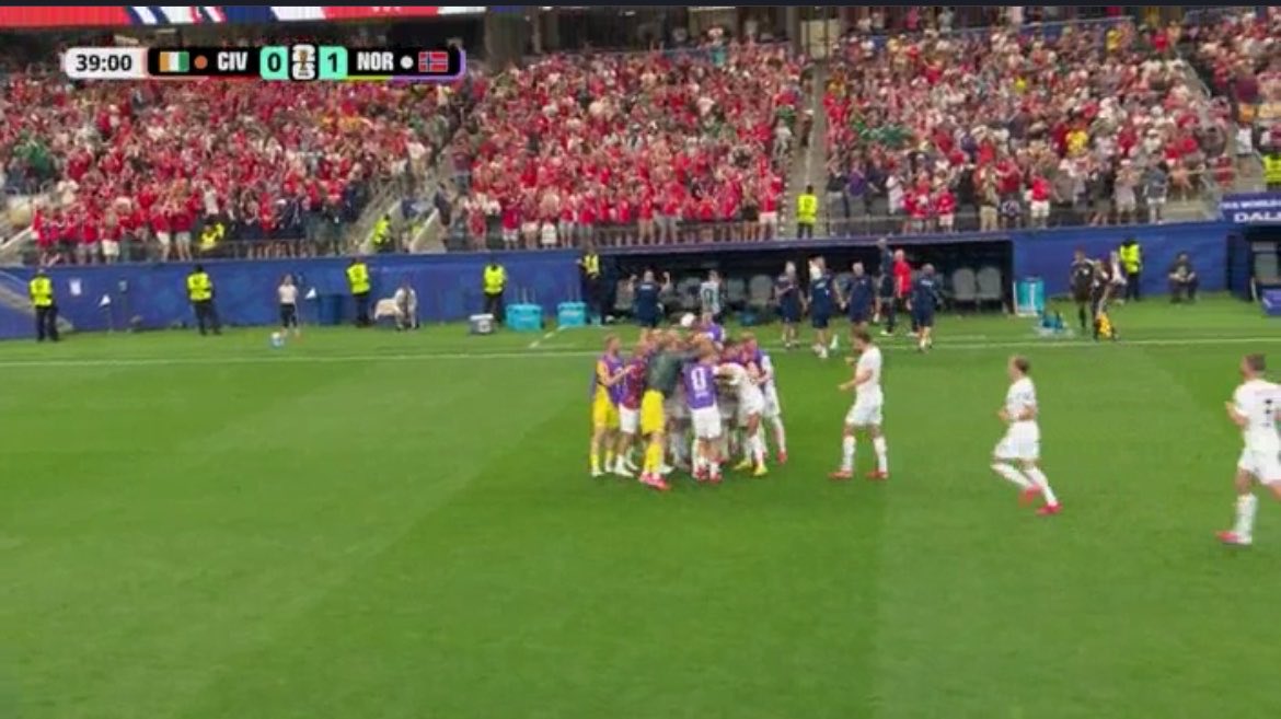 agent_outh's tweet photo. Goal Norway scores
What a chance, What a goal by Nusa ⚽️⚽️⚽️ https://t.co/0s2jCiKkAW