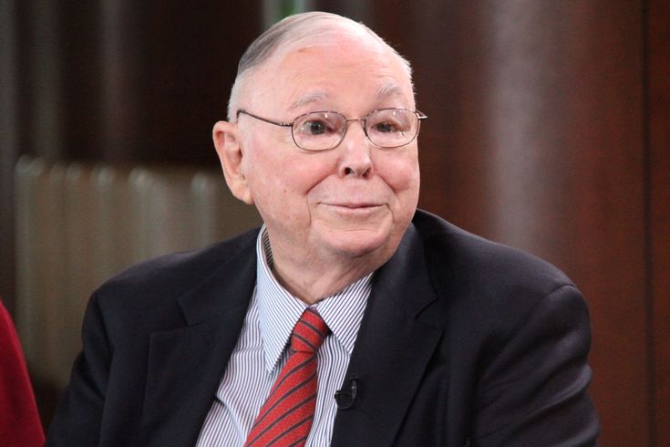 successmoverss's tweet photo. "I constantly see people rise in life who are not the smartest, sometimes not even the most diligent, but they are learning machines." 

— Charlie Munger https://t.co/iJ3MkwYXJo