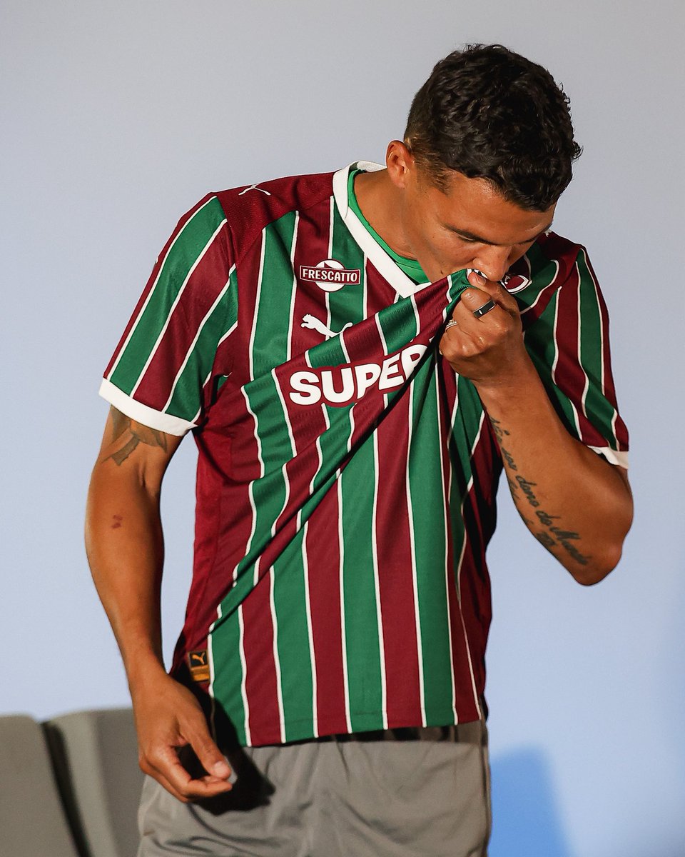 FluminenseFC's tweet photo. Em casa, Monstro! 😍😍

📸: Lucas Merçon/FFC https://t.co/4EgQOAXl2f