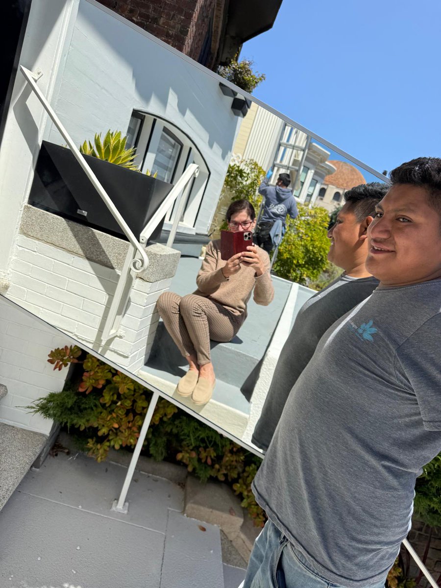 GoldenGateAgent's tweet photo. “Reflecting“ on the final stages of preparation for my new fabulous listing in San Francisco. It’s almost ready! #movers #stagers #painters #sanfrancisco #realestate #trophyproperty #elenabarbagelatarealestate https://t.co/8kezh8Cwy9