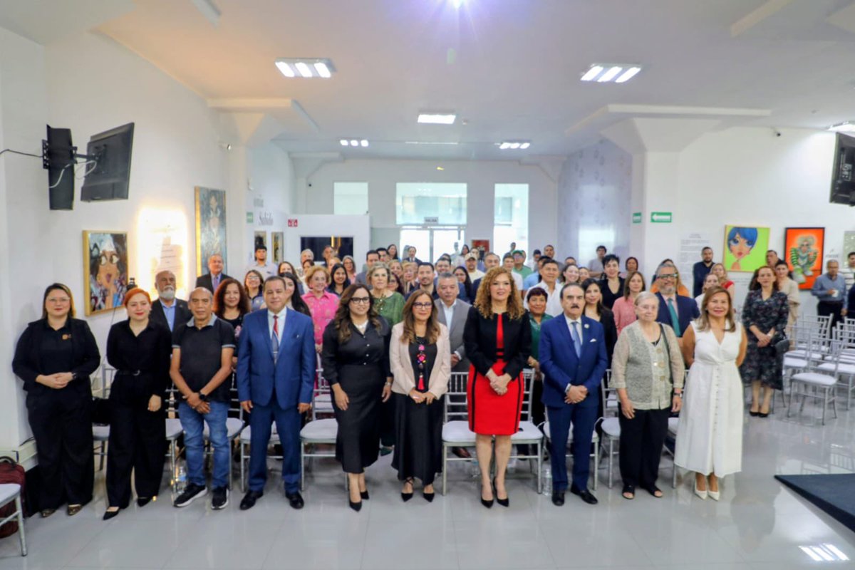 SNTE21's tweet photo. #UnoSomosTodos 🙋‍♀️

El Secretario General de la Sección 21 del SNTE Mtro. José Francisco Martínez Calderón, asistió a la presentación del Informe Anual de Actividades 2026 de la Comisión Estatal de Derechos Humanos de Nuevo León, https://t.co/1NKFxkCF70