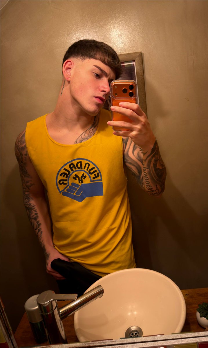 024knoxx's tweet photo. @HGLifting Subscribe to my OF now so we can arrange meet and fuck

https://t.co/bNhe31QEVp https://t.co/yhBzCokAfC