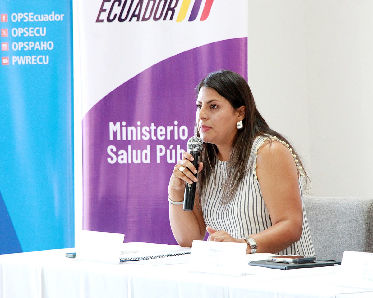 Mile_valdiviezo's tweet photo. Detrás de cada advertencia sanitaria hay un propósito: proteger vidas. 💙

#Arcsa participó en la presentación de la XV Ronda de Advertencias Sanitarias de @Salud_Ec  reafirmando su labor de control para contribuir en la prevención del consumo de los productos de tabaco🚭🇪🇨 https://t.co/voJuBIkqXo