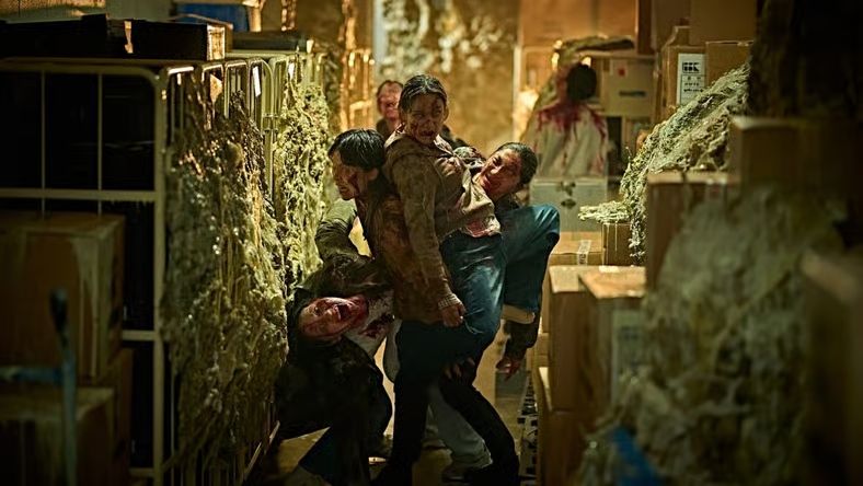 DreadCentral's tweet photo. The first trailer for 'COLONY' is here.

From 'TRAIN TO BUSAN' director Yeon Sang-ho, the zombie thriller looks packed with grotesque infected, body horror, and pure chaos.

Watch: [https://t.co/6YvDn8PrZ4] https://t.co/5CkTylWofS
