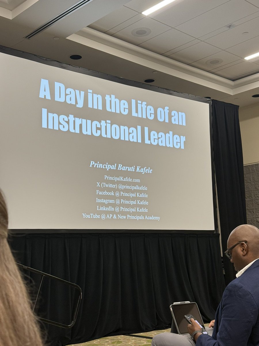 dr_amandaaustin's tweet photo. Yesterday, I had the opportunity to learn from two educational giants I’m proud to call mentors, Principal Kafele and Principal El. Their message was a powerful reminder that the best leaders always put students first and lead with both heart and purpose! https://t.co/FhUGOYqwtb