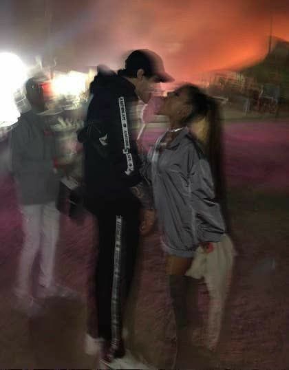 freakblair's tweet photo. you’ll never convince me another celebrity couple had that level of chaos, chemistry, and cultural impact. https://t.co/fSUuBU6z1Y