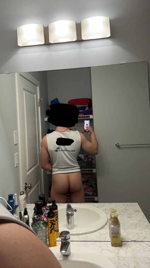 ElkMode's tweet photo. Keep staring at what you’ll never be. Keep gooning to what you crave.

#pawb #cashmaster #findom #cashsub #cashpig #cashfag #goon #goony #dumpy #assgoon https://t.co/BlkBibjbDZ