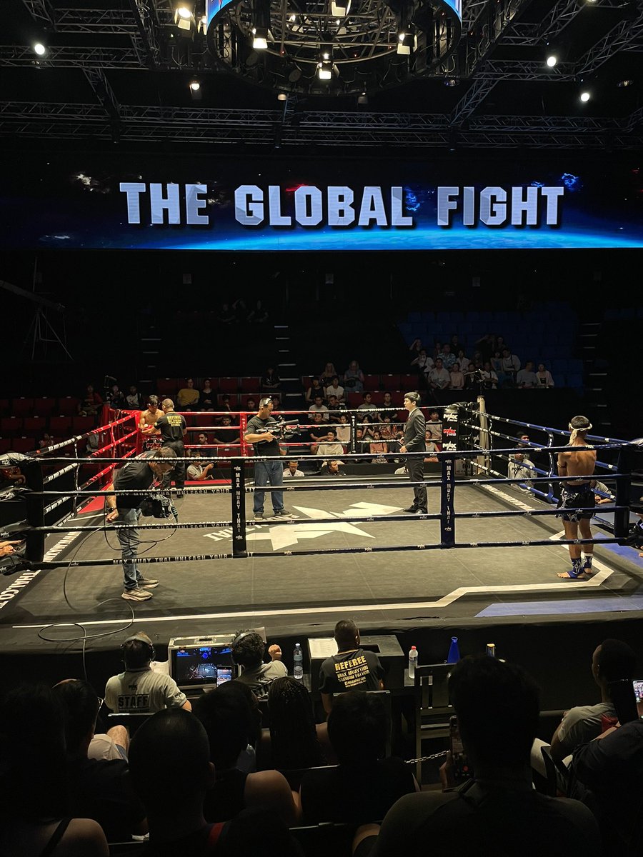 BoxingJoe_'s tweet photo. @BoxingShrew Was there a few months back watching Thai boxing. Really cool, Fight isn’t obviously but it would be a cool experience being there, can imagine he’ll meet a fair few fans afterwards. https://t.co/7F62EZw2BM