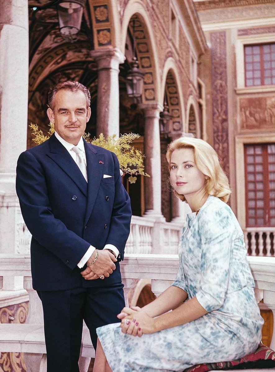 GRACENFAMILY's tweet photo. Princess Grace and Prince Rainier III of Monaco, 1959. 

📷 Georges Lukomski / Archives du Palais Princier de Monaco https://t.co/23Z11qt6W4