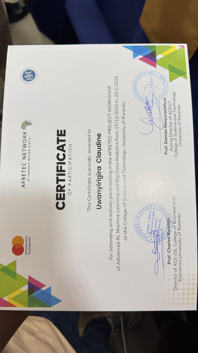 jbatamuliza's tweet photo. Today UR Afretec awarded 300 people who successfully completed short courses in AI, Machine Learning and big data analytics and also cyber security! Thanks to Afretec Network and @cmu_africa for this great partnership in accelerating digital transformation! https://t.co/wHjdd83wT6
