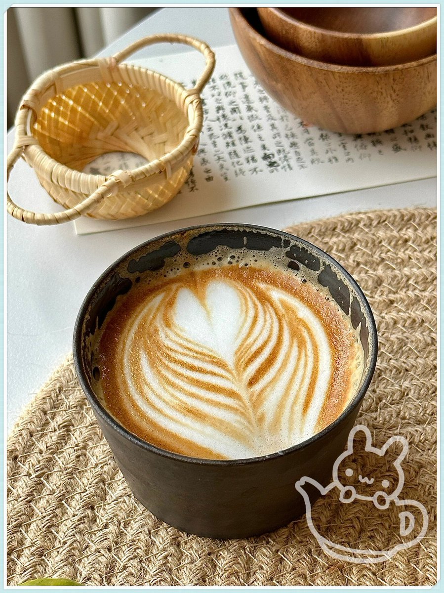 12vTokyo's tweet photo. Just cracked open this perfectly ripe avocado for a simple, creamy toast pick-me-up — no fancy ingredients needed, just fresh, good vibes in every bite. https://t.co/swDEHQmrTe