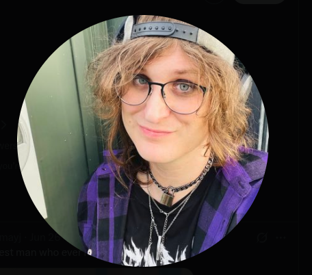 cursefactorylol's tweet photo. @voydmayj @sailormalena jesus christ thats a rough transition, no wonder ur so offended by this shit nigga damn https://t.co/zSeE4mNdA8
