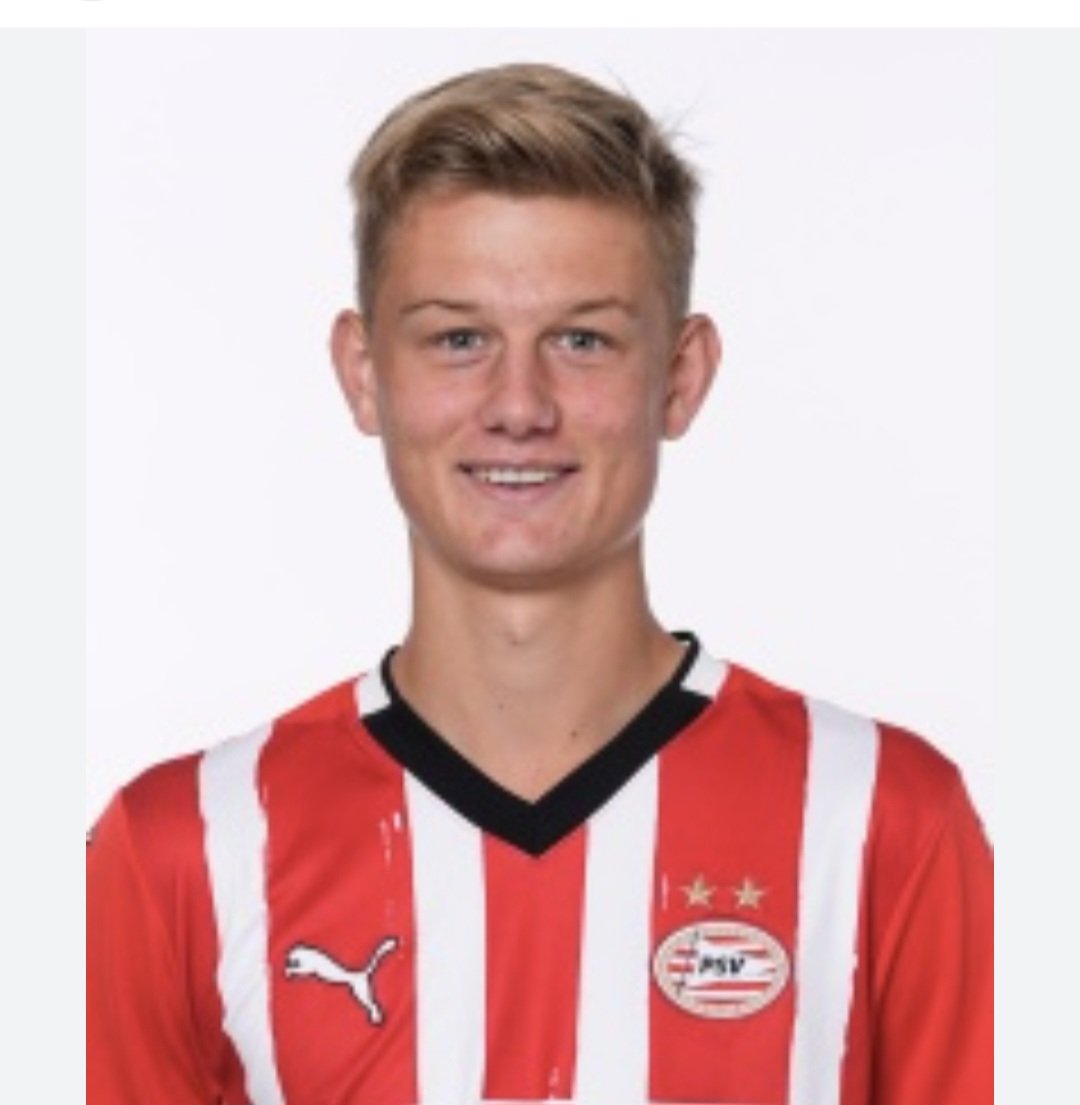 PSV, 우네켄 IK 시리우스 이적