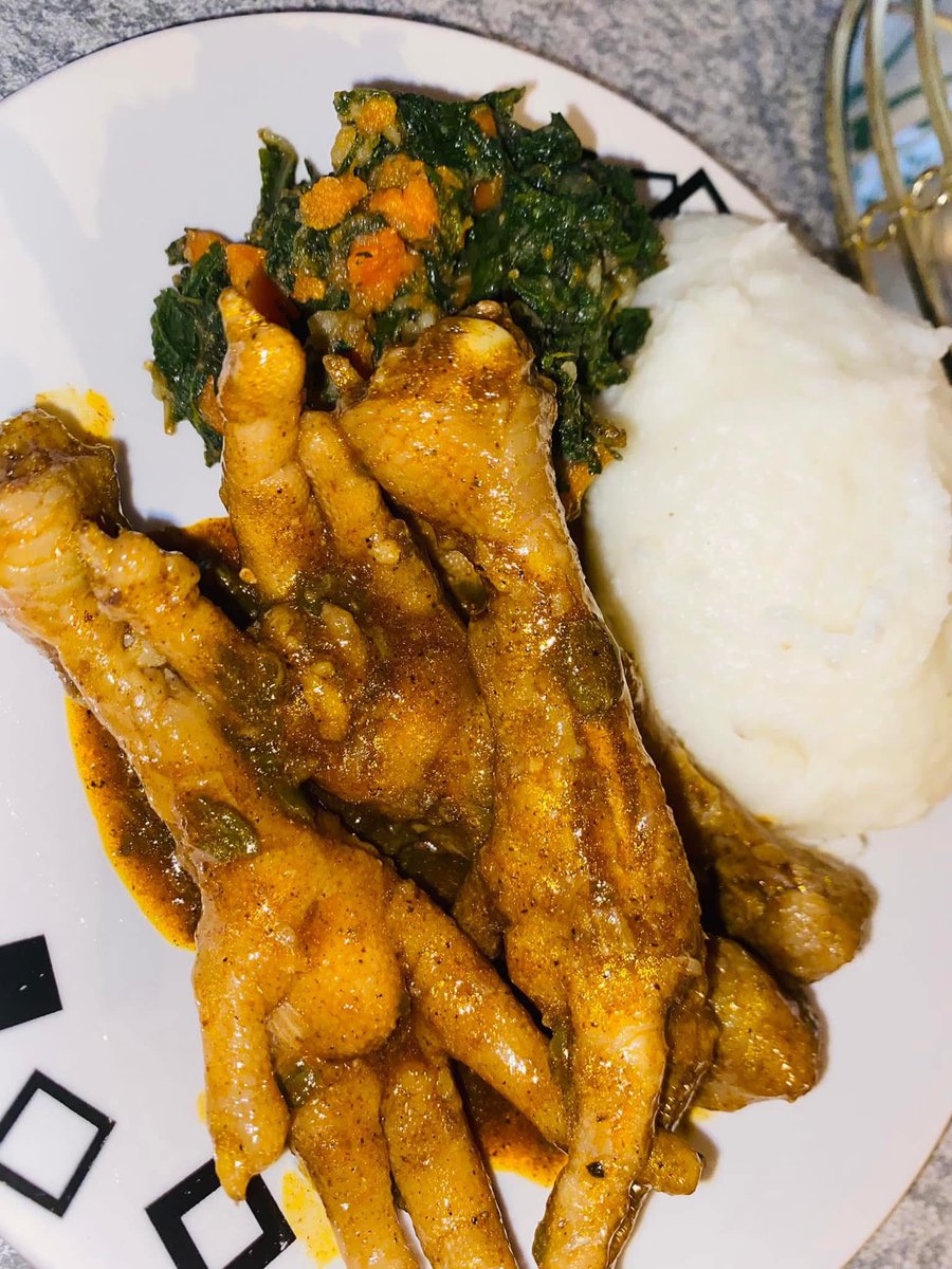 chuene_ras's tweet photo. Nothing Fancy 😛 just Pap ,Maotwana nd morogo

What you guys having?? https://t.co/yXwHnfuDZ6