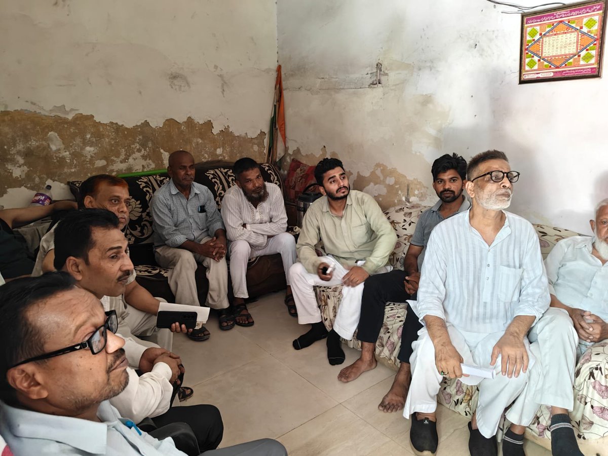 AapKaGopalRai's tweet photo. बाबरपुर विधानसभा में वार्ड नंबर 236 कर्दमपुरी के न्यू कर्दमपुरी के अंतर्गत श्री सोनू भाई के घर पर 'SIR सहयोग केंद्र' का किया शुभारंभ। https://t.co/9xFeBPNmZ9