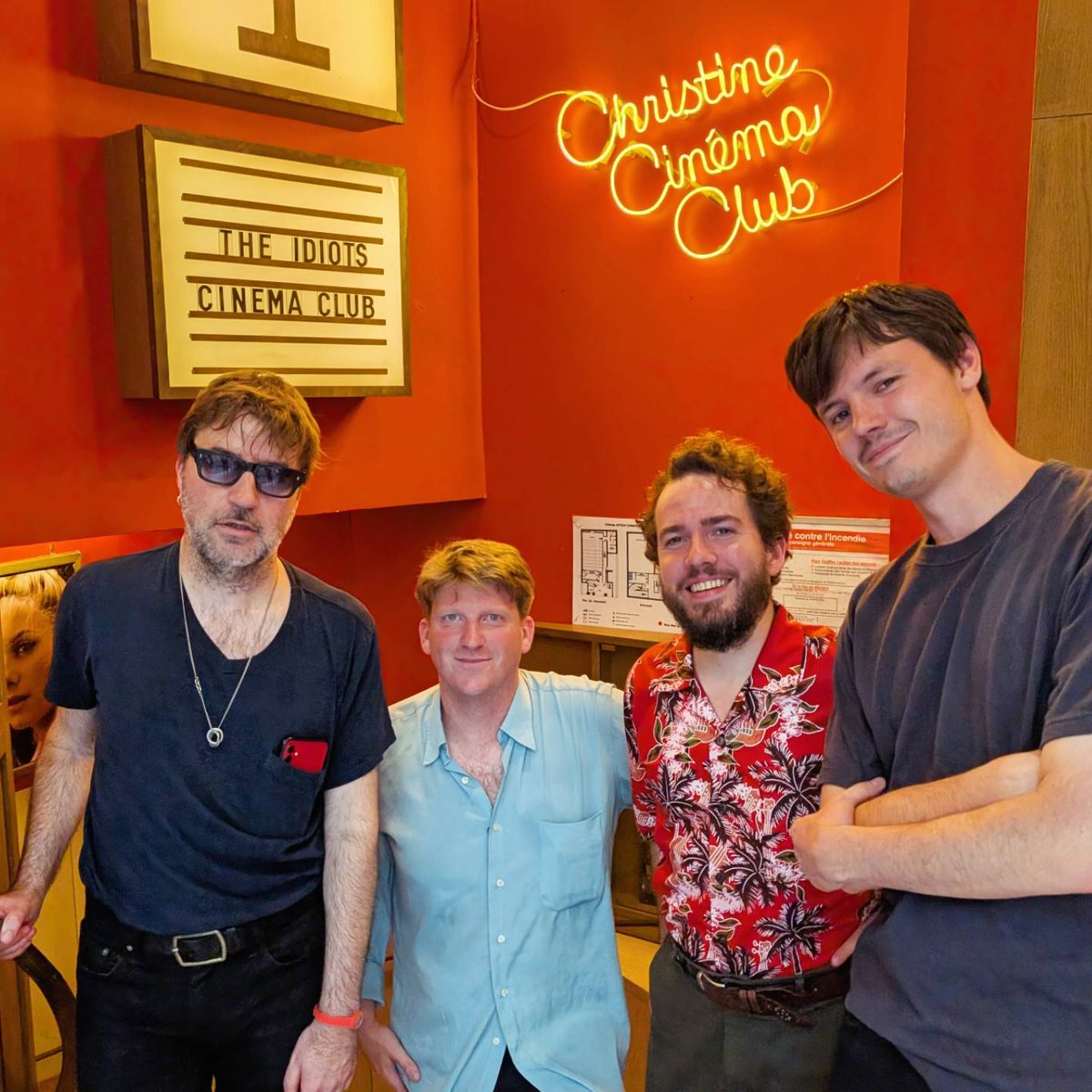 ParisCinemaClub's tweet photo. Aperçu de la venue d'Albert Serra la semaine dernière pour PACIFICTION dans @theidiotscinemaclub au Christine ! Il était accompagné de son collaborateur Artur Tort, et l'acteur Marc Susini était également présent. Merci à eux pour cette belle séance 🌊 https://t.co/eIpAmjX2Vf