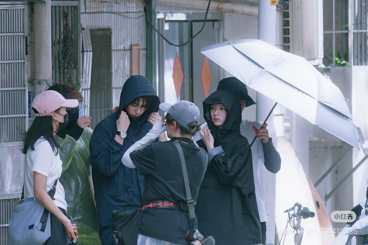 areumtea's tweet photo. #周也 #zhouye
#潮热雨季未解之谜 #rainbound https://t.co/umITH8rRBt
